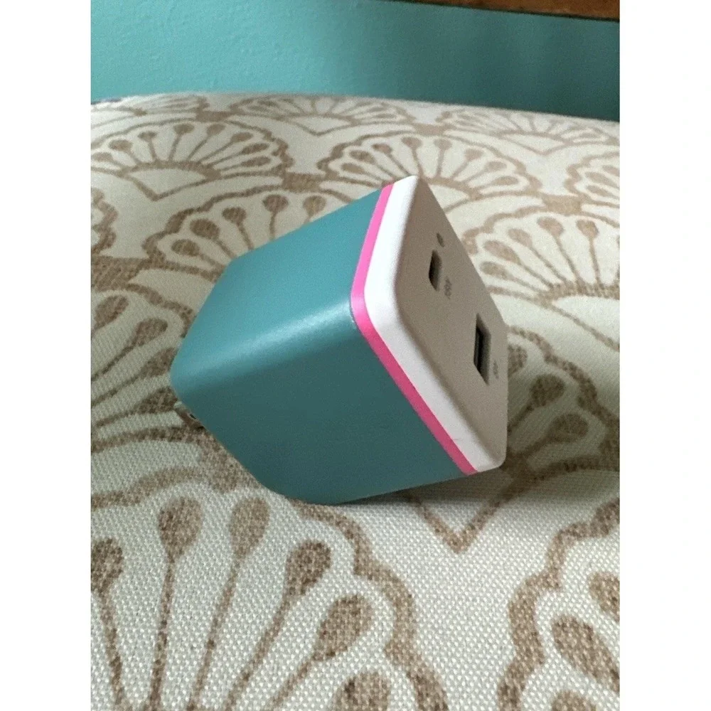 2-Port 20W USB-a and USB-C Wall Charger - Heyday Watermelon Color‎